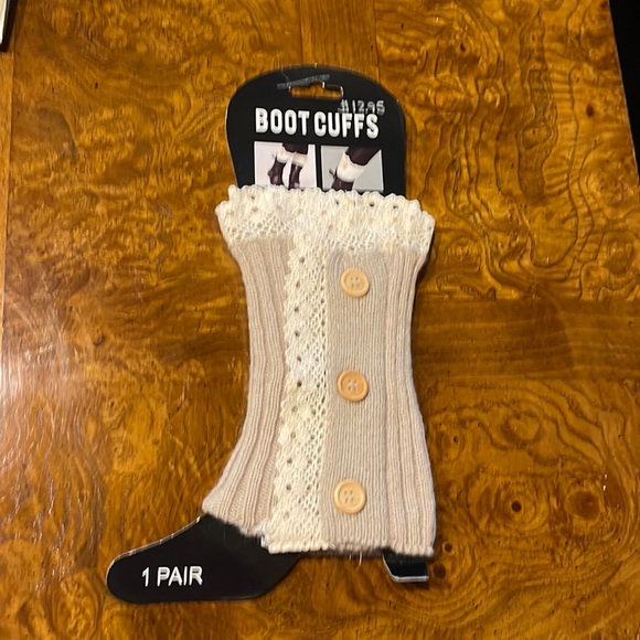 Boot cuff - Picture 1 of 2